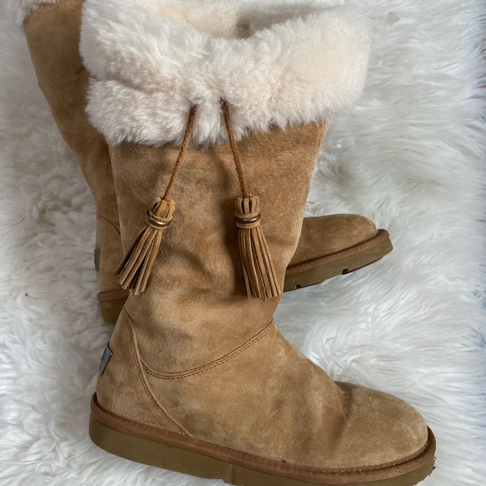 Cozy Shearling-Lined Tan Boots